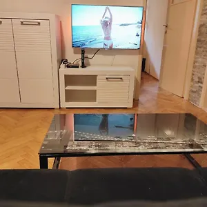  Apartamento Mm