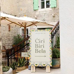Hostel Ciri Biri Bela Boutique, Split